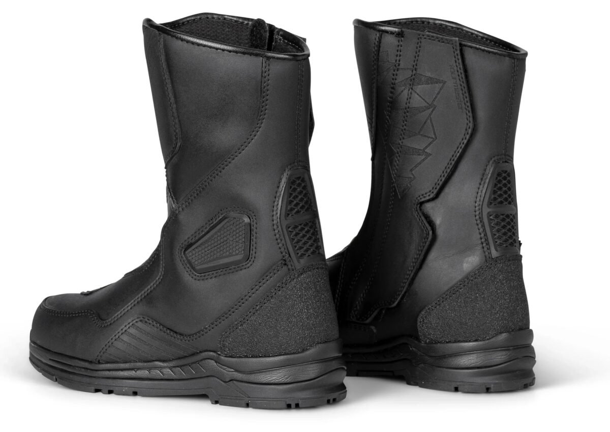 TOURMASTER HELIX TOUR BOOT WOMEN'S BLACK